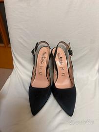 Scarpe modello chanel
