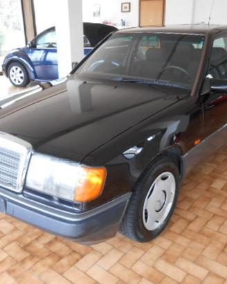 MERCEDES-BENZ 200 E cat STORICA!