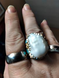 anello con madreperla. vera.