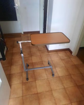 Tavolino per persone allettate