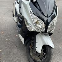 Yamaha T Max - 2010