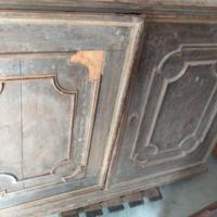 credenza antica per paramenti sacri 