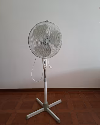 Ventilatore a piantana oscillante