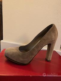 Décolleté elegantissime