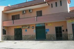 Locale Commerciale centro paese