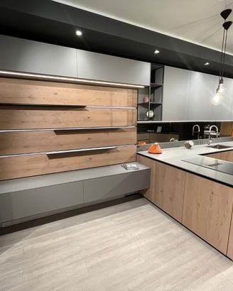 CUCINA IN ROVERE IMPIALL. E SCHIENALE IN VETRO