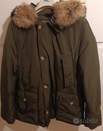 Woolrich Parka verde militare da uomo come nuovo