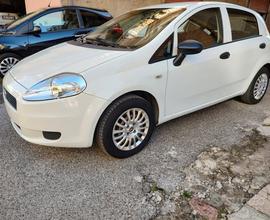 Fiat grande punto-2011