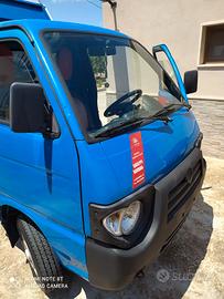 Motocarro Piaggio Quargo