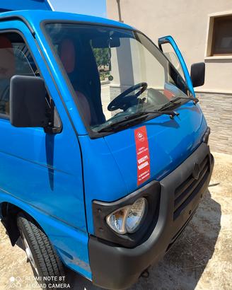 Motocarro Piaggio Quargo