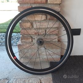 ruota bici da corsa 