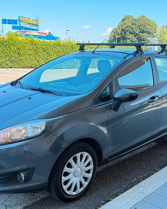 FORD FIESTA UNICO PRO €5200