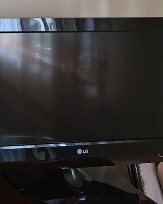 TV LG 26LG4000 con DivX DVD integrato