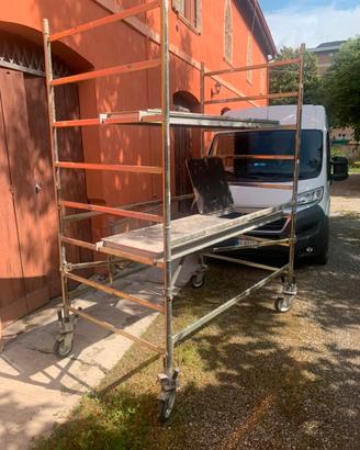 impalcatura con ruote regolabili con freno