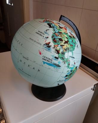 mappamondo gonfiabile  con supporto 
