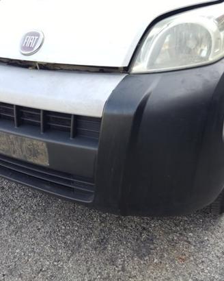 Paraurti anteriore FIAT FIORINO del 2011