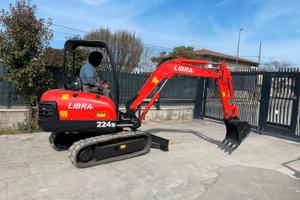 E132 Escavatore 26 q Libra 224 S