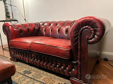 Divano Chesterfield originale inglese