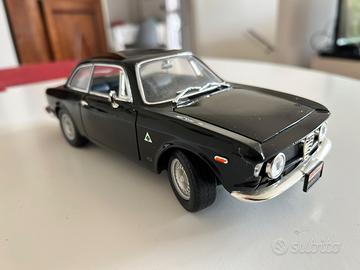 Modellino Alfa Romeo Giulia sprint GTA