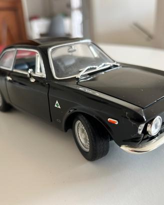 Modellino Alfa Romeo Giulia sprint GTA