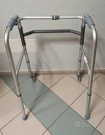 Girello deambulatore nuovo mai usato