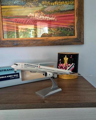 Modellino Airbus A350-900 Air France (1:200)