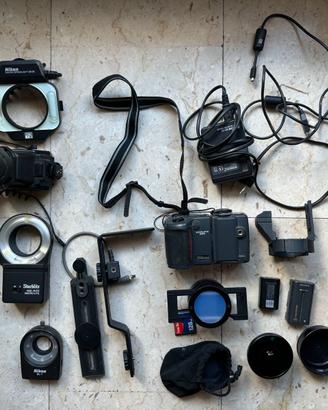Nikon Coolpix 995 + accessori / modello vintage