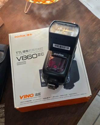 Flash Godox V860II-C per Canon
