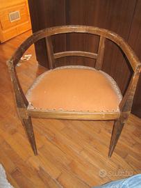 Sedia vintage da restaurare