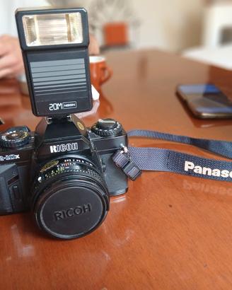 Fotocamera RICOH KR-10X + FLASH nisisin 20M