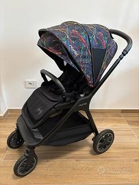 Passeggino e navicella omologata auto Nuna Next
