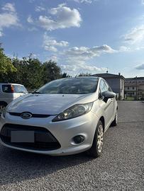 Ford fiesta 2011 neopatentato