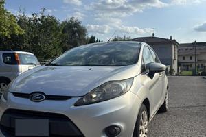 Ford fiesta 2011 neopatentato