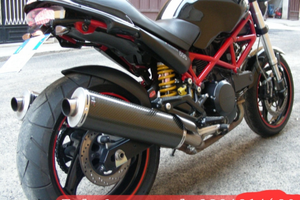 Ducati Monster 695