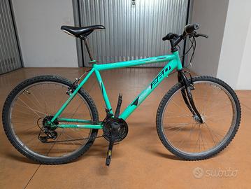 Mountain bike pronta all'uso