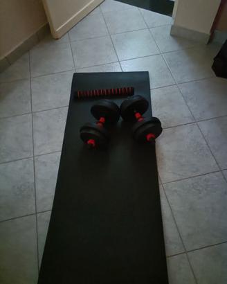 Set Home Gym: Manubri da 10 kg+ bilanciere+tappeto