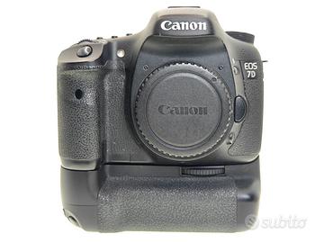 CANON 7D Scatti: 32.709 + Battery GRIP BG-E7