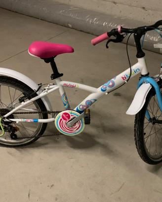 Bicicletta per ragazzina