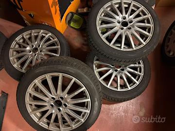 Gomme invernali con cerchi Alfa Romeo