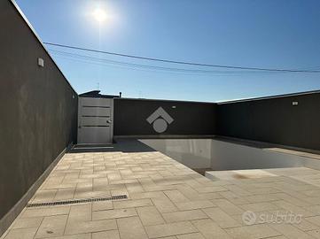 VILLA A SCHIERA A LUSCIANO