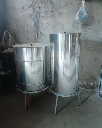 contenitori olio acciaio 