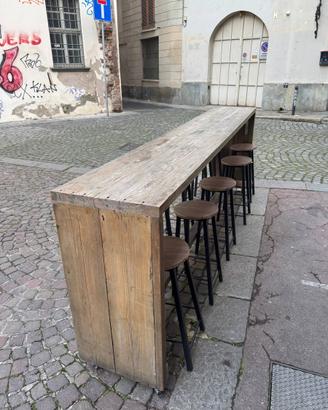 Bancone bar 3x1 m + 12 sgabelli