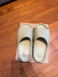 Yeezy slide