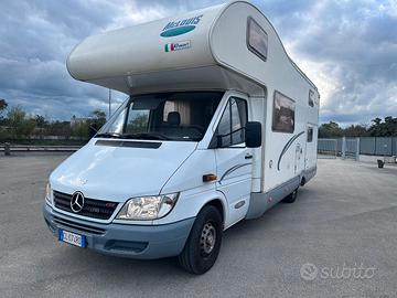 McLouis Stirling 701 – Mercedes Sprinter 316 – 7 P