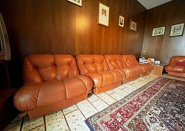 5 poltrone Nuvolone cognac di Rino Maturi anni 70