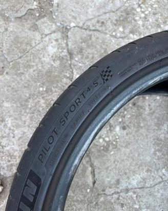Michelin sport pilot 4s 235/35/19 91y usate