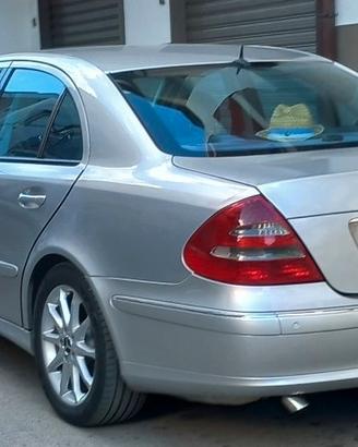Mercedes classe e270 w211 iscritta asi