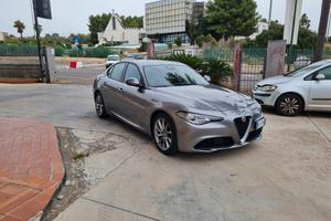 Alfa Romeo Giulia 2.2 d 160cv AT8 my19