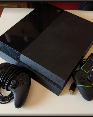 Pacchetto PS4  (PREZZO DA CONCORDARE)