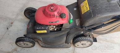 TAGLIAERBA  HONDA Professionale